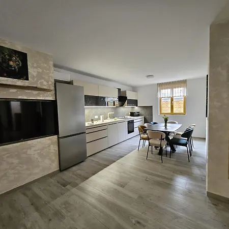 Luxury Beachfront Apartment-villa Breges,